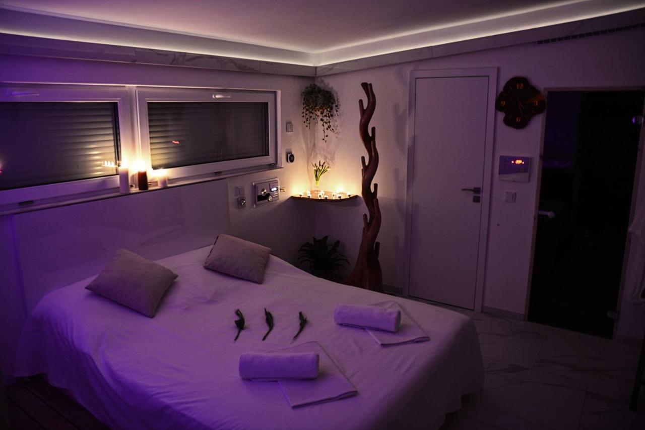 Wellness Vila Bohemia Prag Exteriör bild