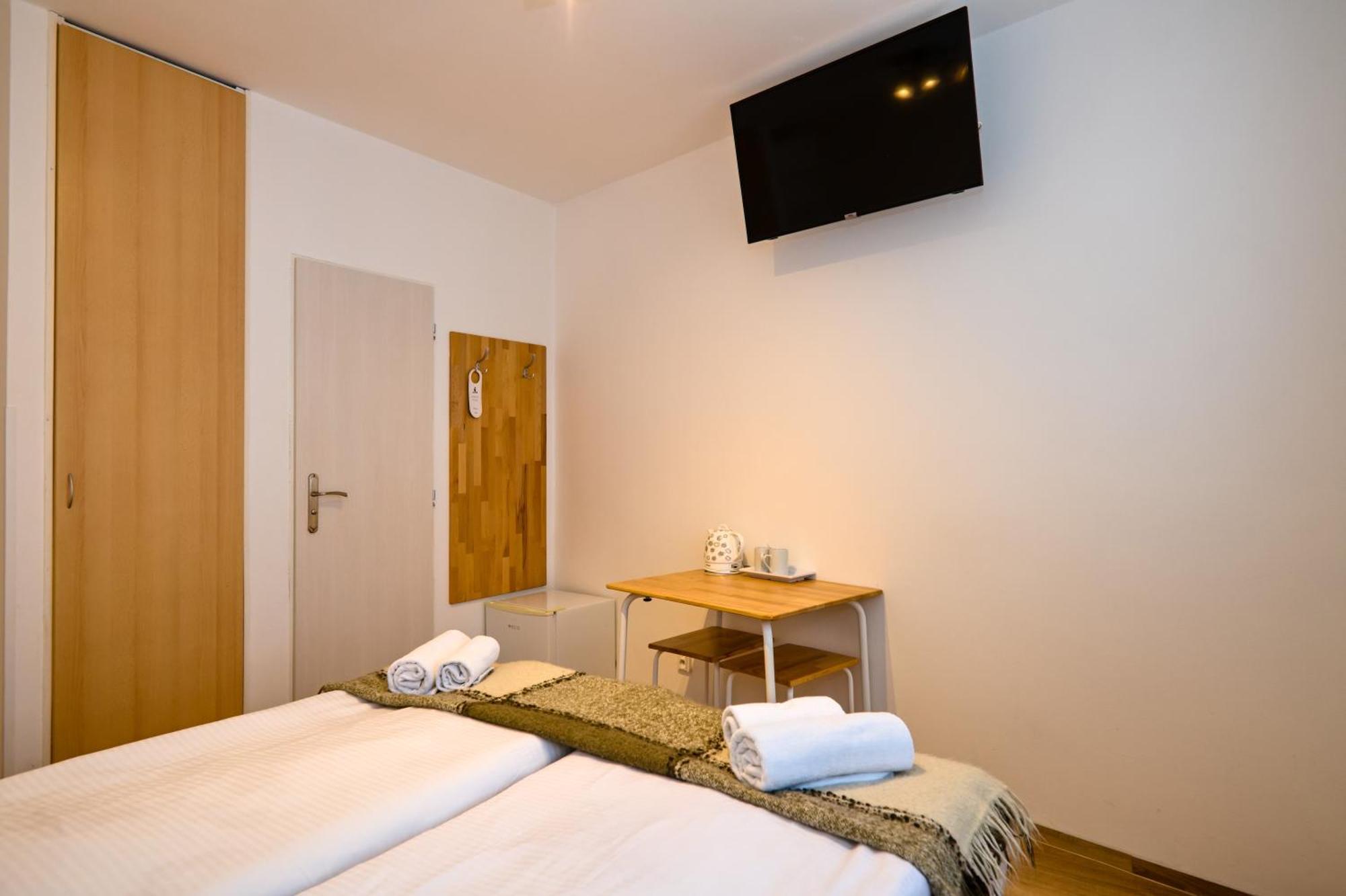 Wellness Vila Bohemia Prag Exteriör bild