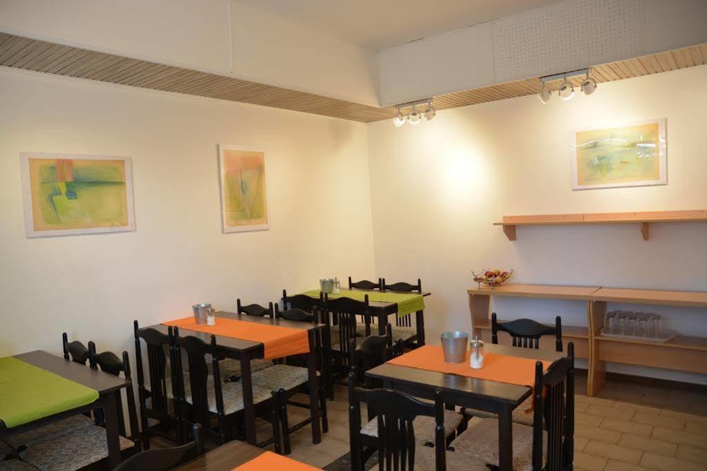 Wellness Vila Bohemia Prag Exteriör bild